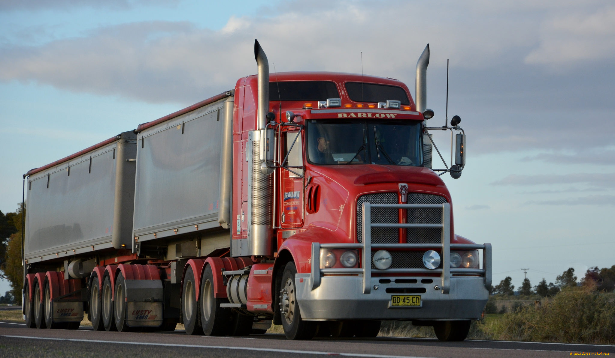 Грузовик Kenworth t660